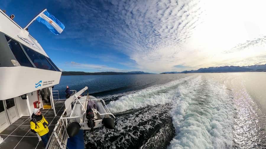 Ushuaia: Beagle Channel, Seal Island & Bridges Islands Tour - Sea Lions at Los Lobos Island