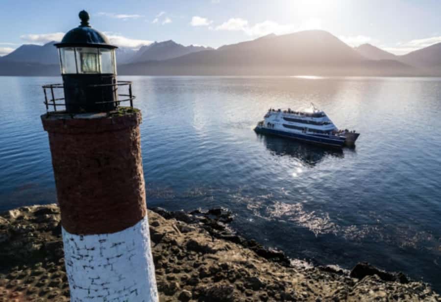 Ushuaia: Beagle Channel, Seal Island & Bridges Islands Tour - Returning Through Paso Chico