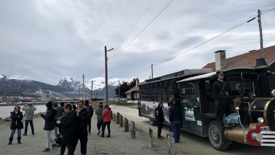 Ushuaia: Panoramic City Train Tour - Missión Barra and the story of Ushuaia’s first town