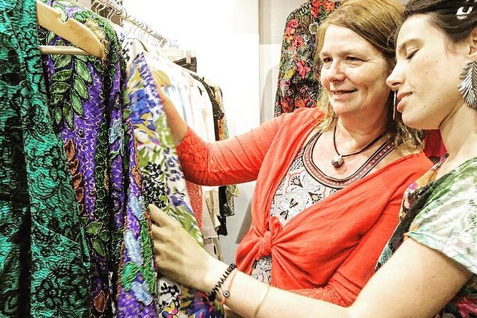 Vintage and Thrift Shopping Tour in BA - Walking Avenida Santa Fe from 1860 to 1220