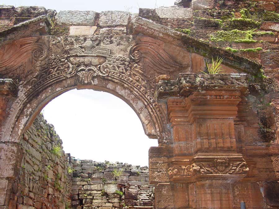 Visit to the Jesuit Ruins of San Ignacio and the Wanda Mines - Setting out from Puerto Iguazú