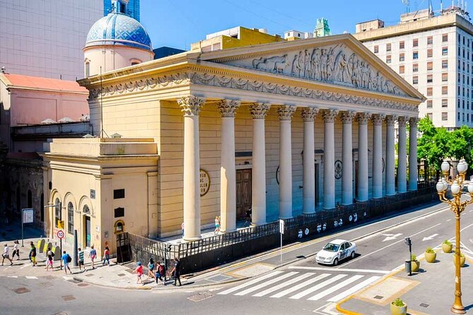 Walking tour: Plaza de Mayo and coffee time at Cafe Tortoni´s - Coffee and culture at Café Tortoni