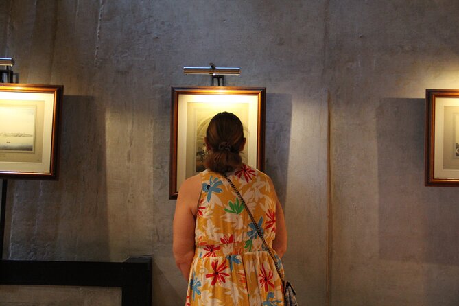 Walking Tour San Telmo Neighborhood Small Group - The guide can make or break the experience