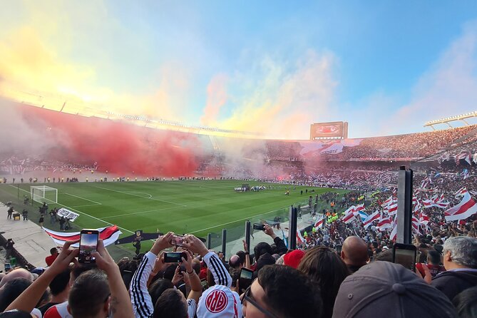 Watch a River Plate match at the Monumental in Buenos Aires - Meeting at Av. Pres. Figueroa Alcorta 7597