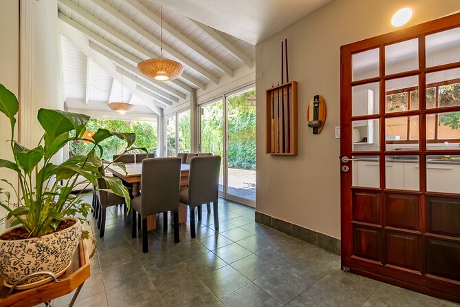 Wine tasting in OASIS Palermo - A garden house instead of a tasting-room routine