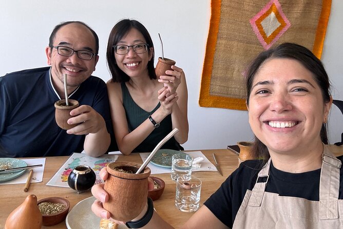 Yerba Mate Workshop - Learn to Drink Mate like a Local! - Preparing mate with practical local advice